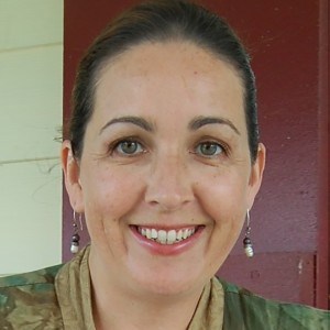 Dr.Catherine Browne